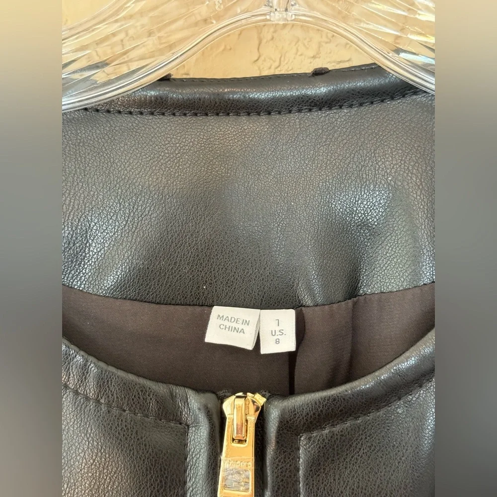 NWOT Chico’s faux leather jacket size 8/10 - Picture 2 of 7